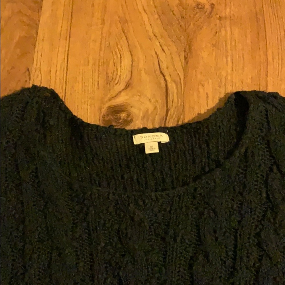 Lumpy black sweater - Picture 2 of 2